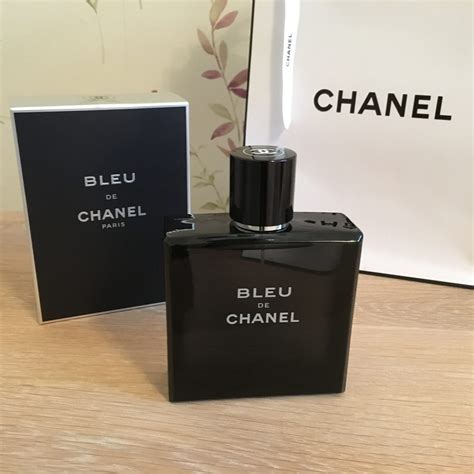 is bleu de chanel oil based|Chanel bleu for men aftershave.